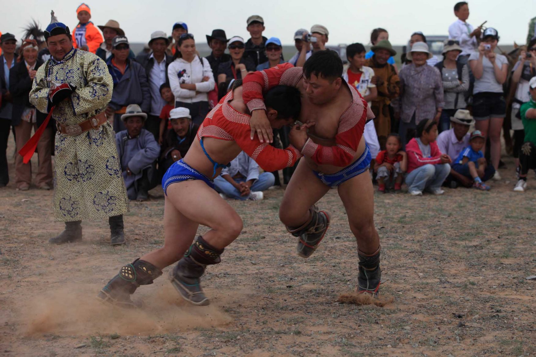 mongolia-wrestling