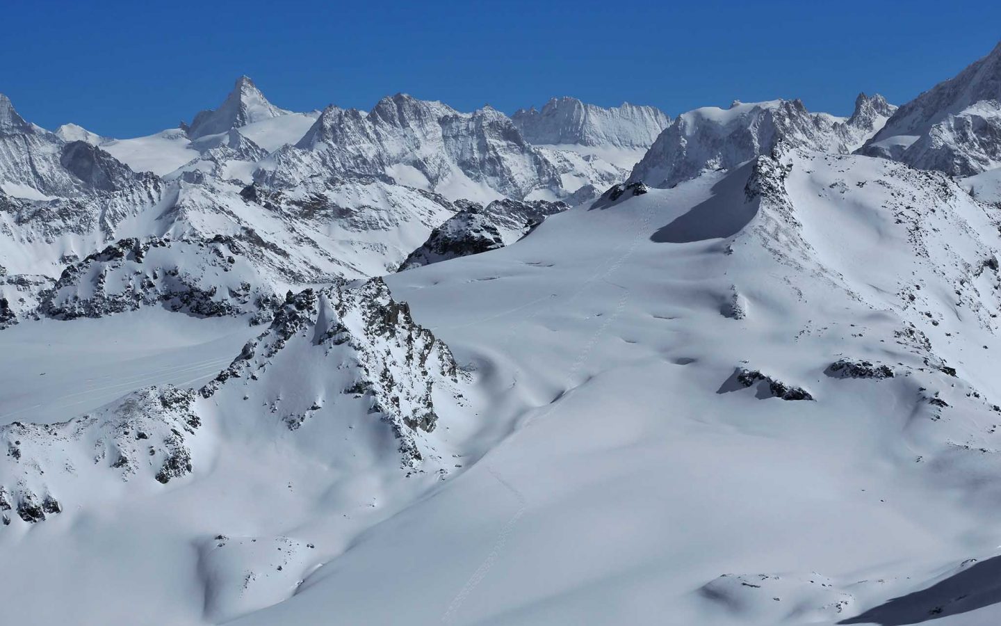 A Spectacular Swiss Ski Safari