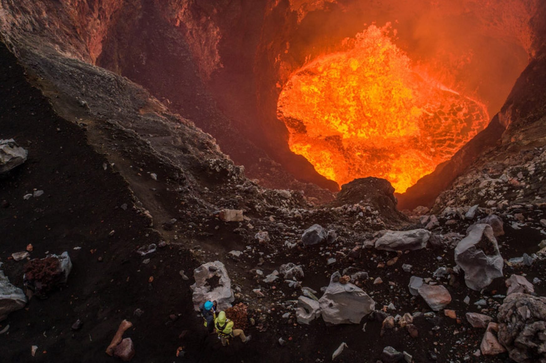 vanuatu-volcano-expedition-inferno-2-2